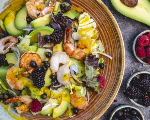 ensaladas saludables con frutas tropicales