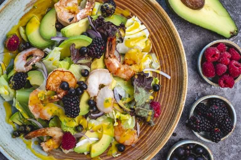 ensaladas saludables con frutas tropicales